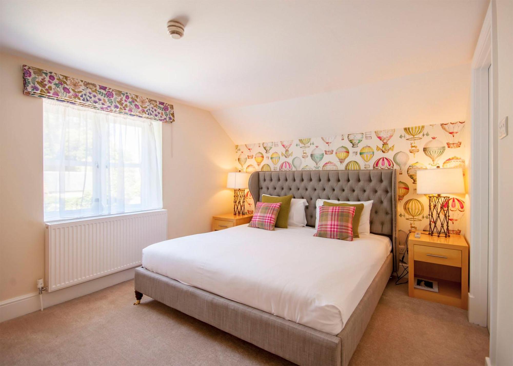 The Highworth Hotel Swindon Extérieur photo