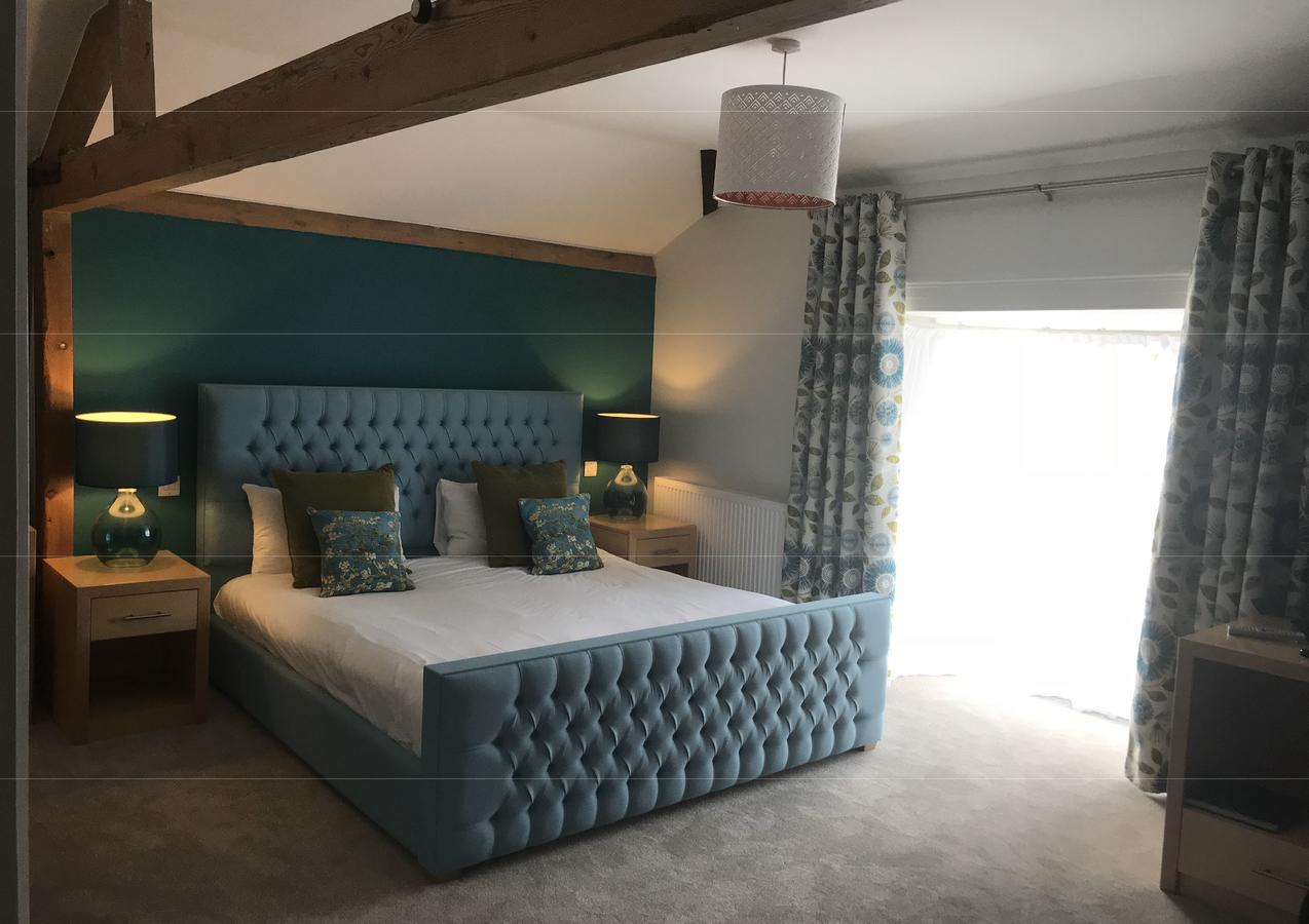 The Highworth Hotel Swindon Extérieur photo